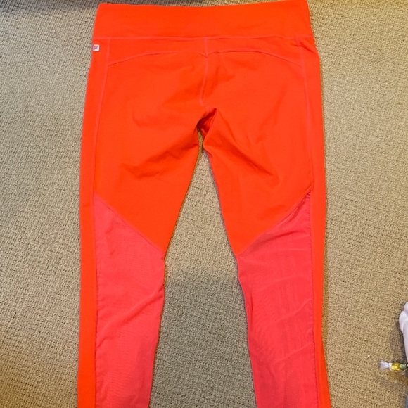 fabletics leggings - Picture 2 of 3